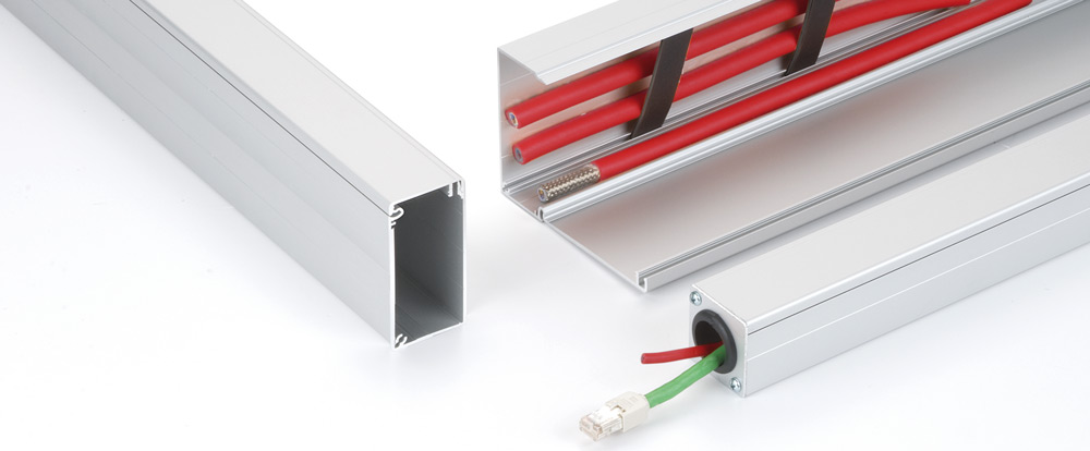 Los canales de aluminio para cables de RK Rose+Krieger se distinguen por sus características prácticas, que aseguran un uso sencillo