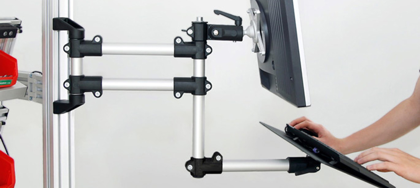 El brazo de soporte ajustable para el soporte de monitor puede combinarse con una bandeja para teclado
